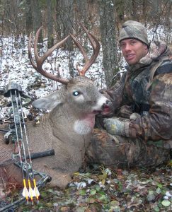 The Essential Documents Checklist for the Experienced U.S. Hunter in Canada